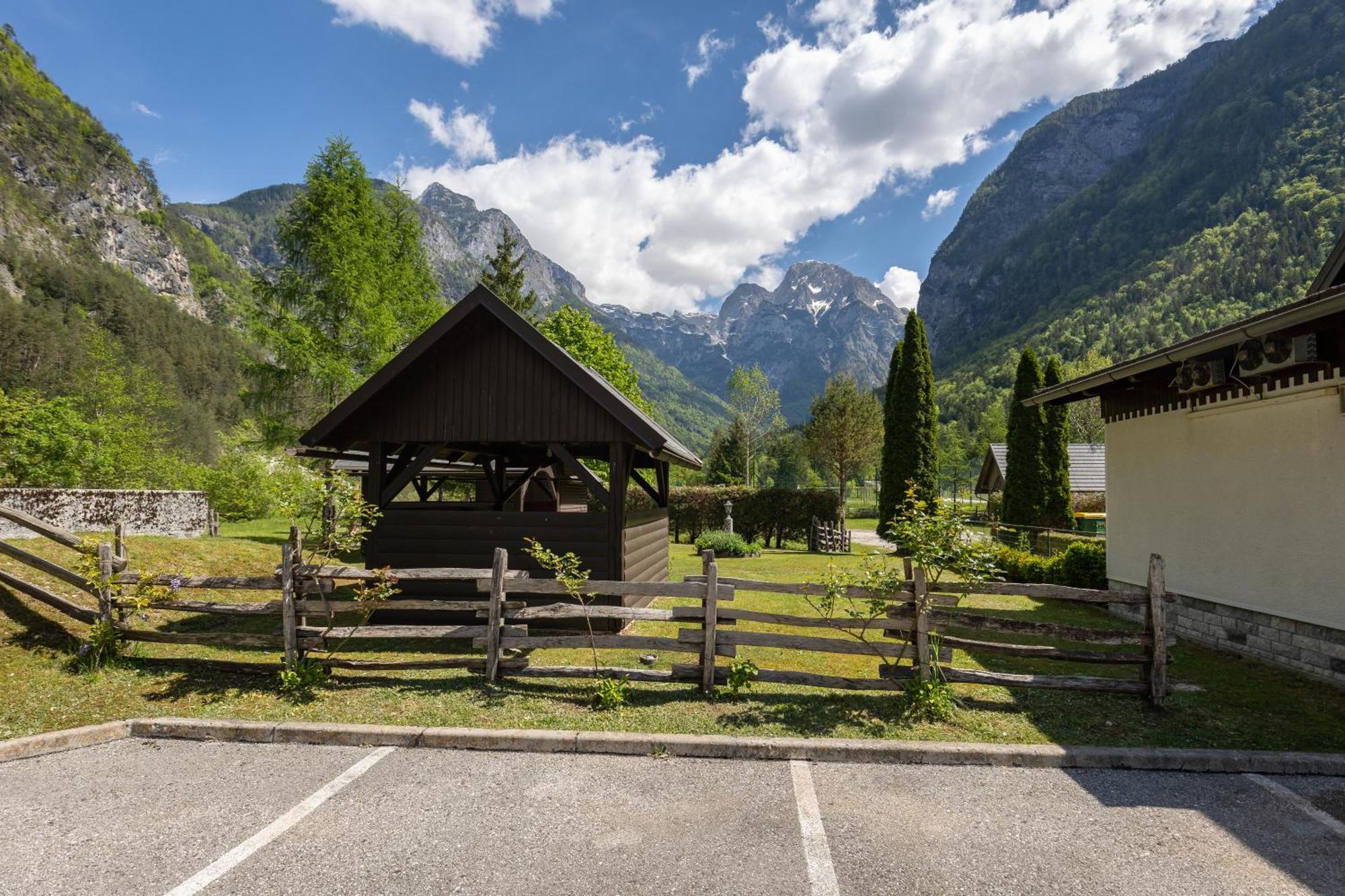 Metoja Apartment Soča Exterior foto